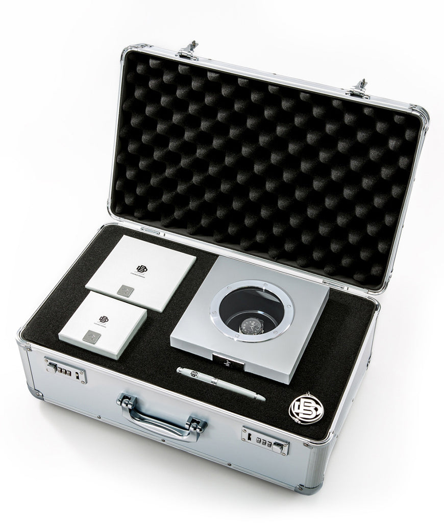 <strong>Ladies' Accessory Collection Upgrade</strong><br>(Watch not included)